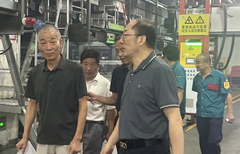 Changshu Polyester ປະຕິບັດການກວດກາຄວາມປອດໄພກ່ອນວັນຊາດແລະບຸນລະດູໃບໄມ້ຫຼົ່ນ